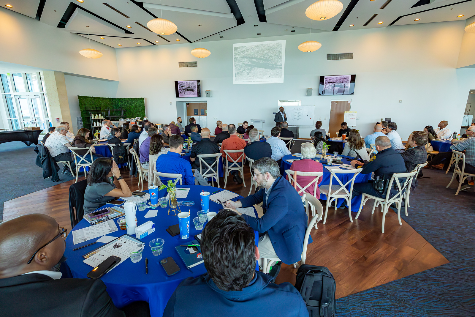 Executive Roundtable Facilitation